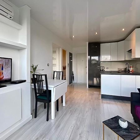 Sasi - cozy apartment for 6 people in centre Varsavia Esterno foto