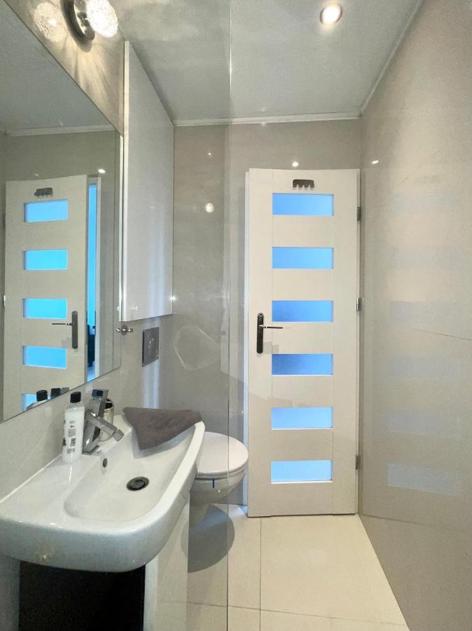 Sasi - cozy apartment for 6 people in centre Varsavia Esterno foto